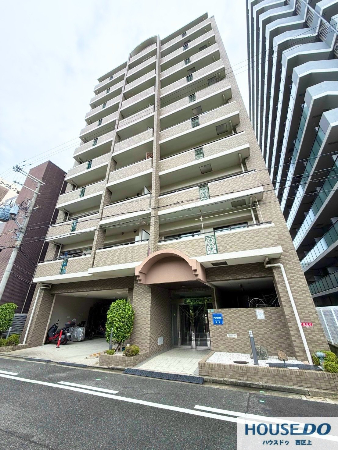 プレジール宿院グランアージュ（4ＬＤＫ）の写真 1枚目